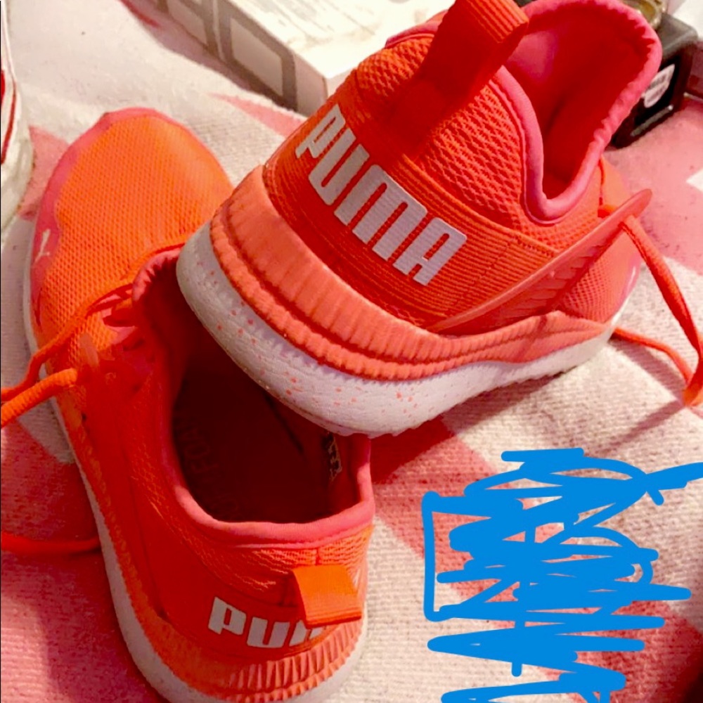 Puma shoes never worn.